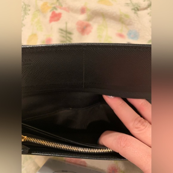 🔥 Authentic Prada Black Saffiano Leather Bow Continental Wallet🔥 - Picture 10 of 11